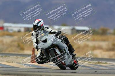 media/Mar-13-2022-SoCal Trackdays (Sun) [[112cf61d7e]]/Turn 15 (1125am)/